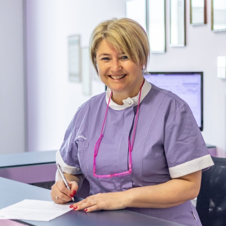 Marina Rava | Gallery | Dentista a Lugo | Studio Bordini Quadrelli